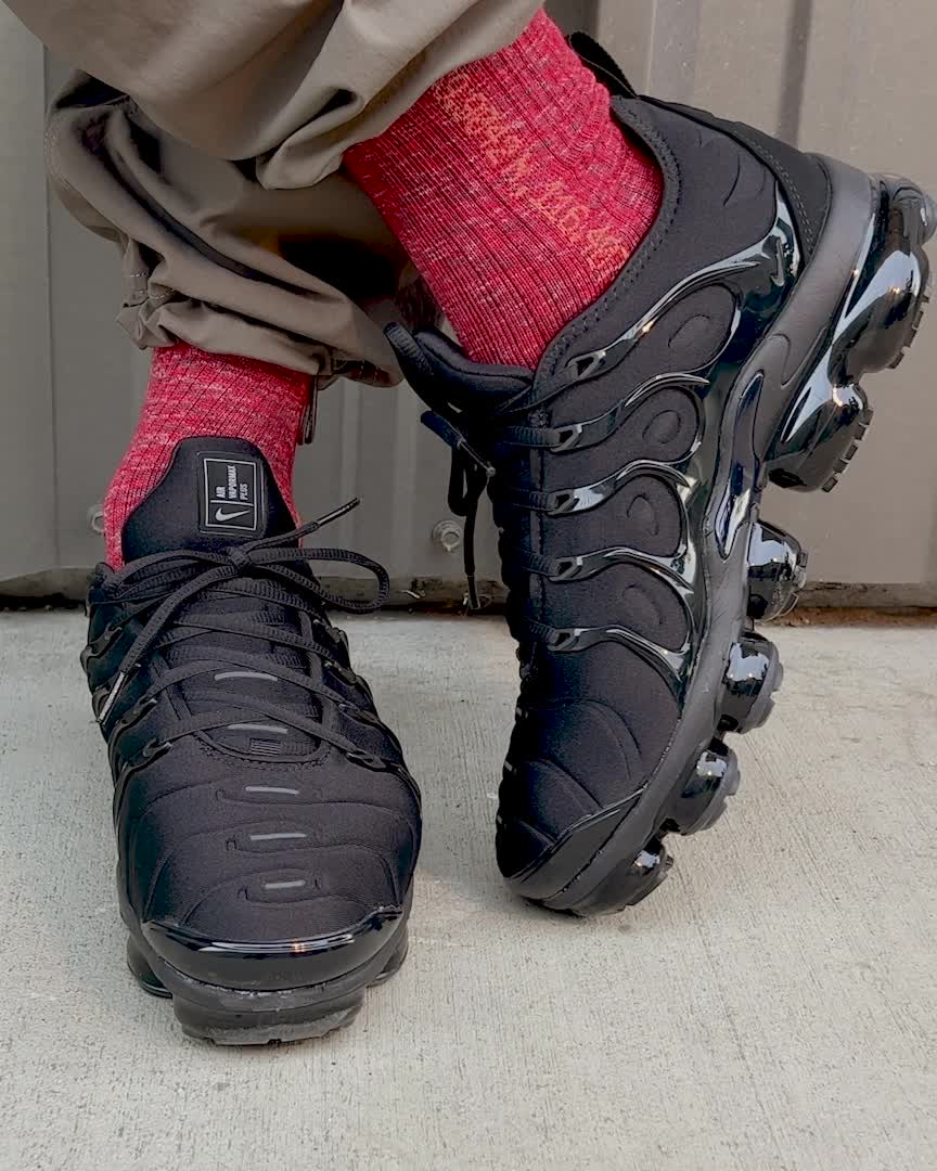 Nike Air VaporMax Plus size 7.5